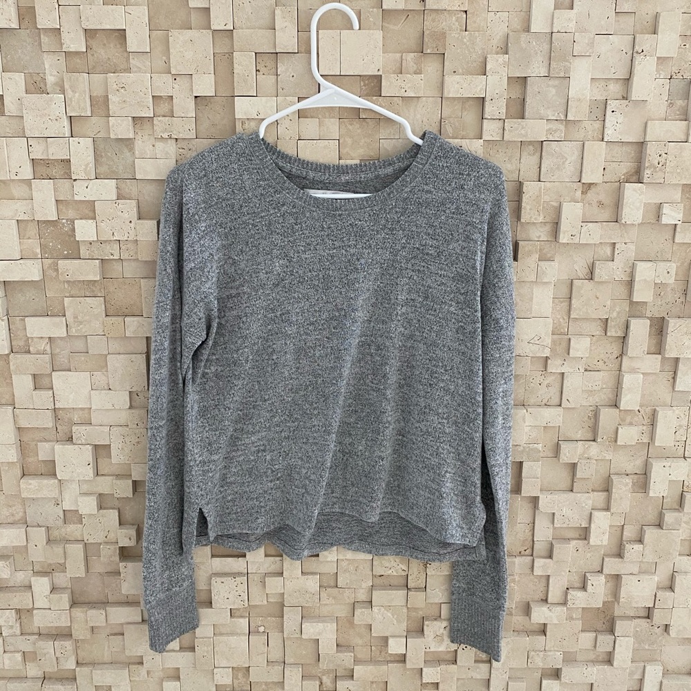 Grey long sleeved shirt